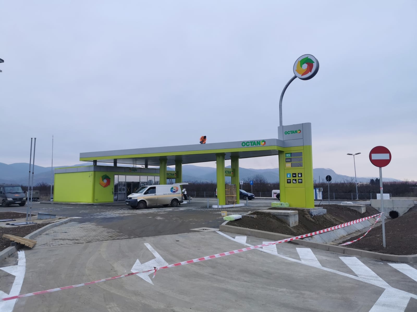 Construcție finalizată a unei benzinării